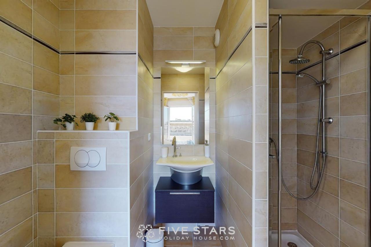 Luxury Beach Five Stars Holiday House Ніцца Екстер'єр фото